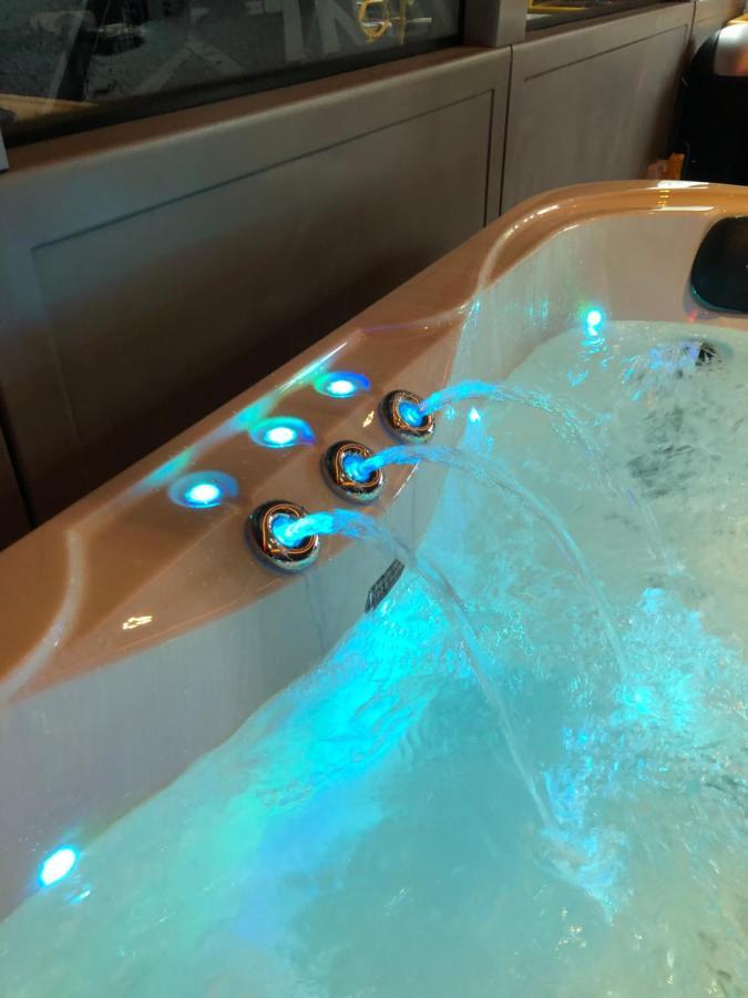 L Arret De Bus Insolite & Spa Villa Berck Luaran gambar